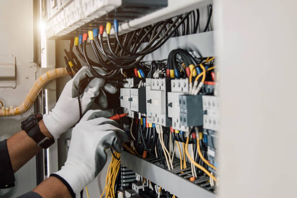 Best Commercial Electrician Services  in Acushnet Center, MA